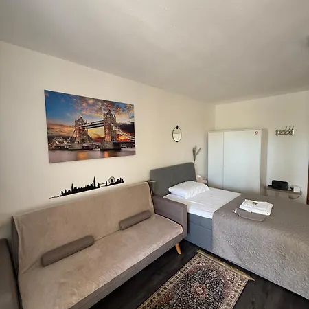 4-studio Mit Kueche & Magenta Tv-10 Min Ins Zentrum Appartamento Wiesbaden