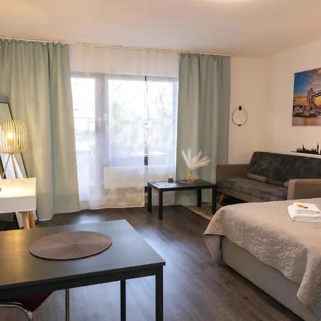 Appartement 4-studio Mit Kueche & Magenta Tv-10 Min Ins Zentrum *